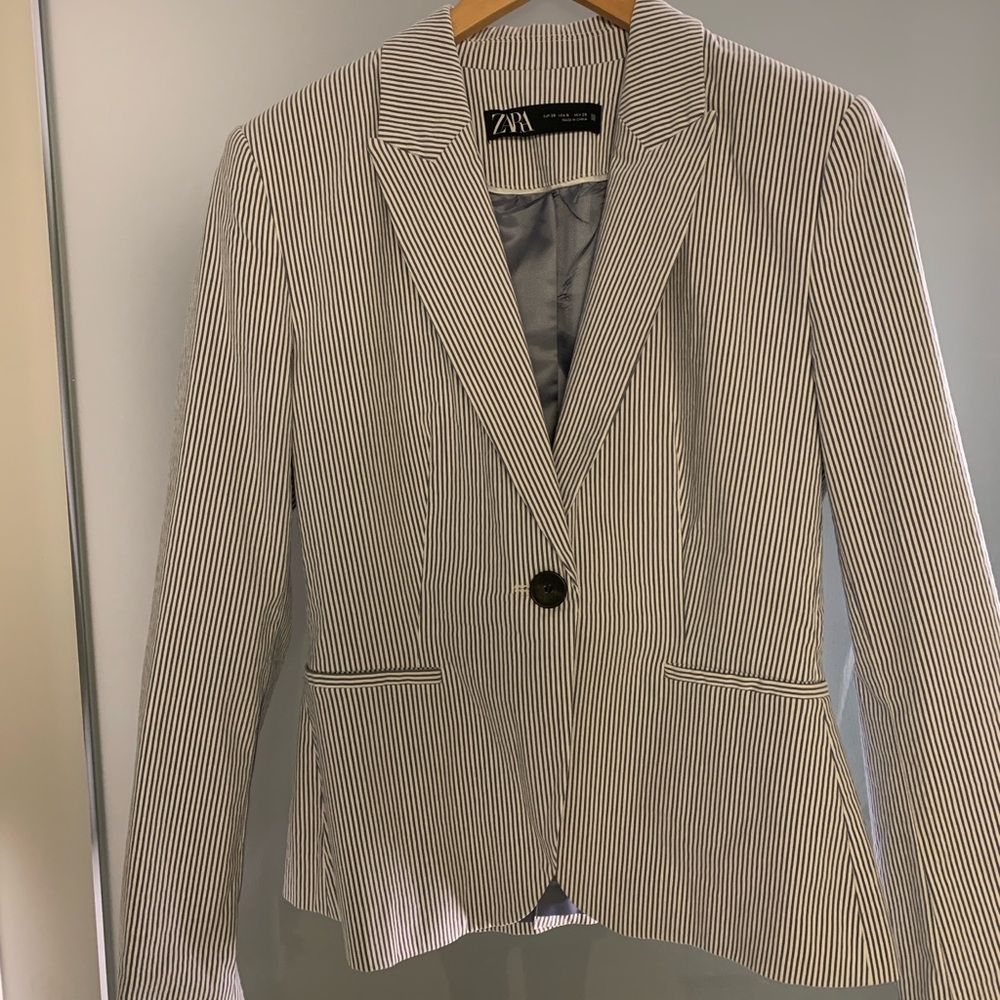 ZARA Nautical Pinstripe blazer, Navy & White, Size 6, NWOT